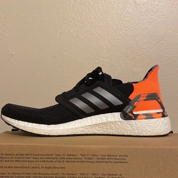 Men’s Adidas ultra boost, 20 size 13s mint condition - Picture 2 of 11